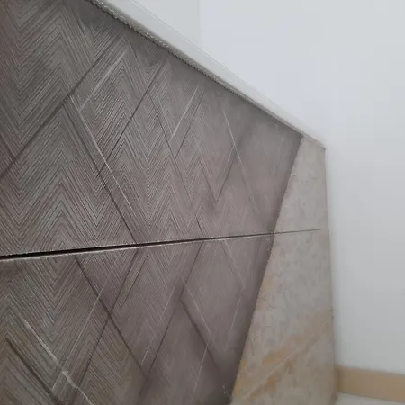 Lora Apartman *