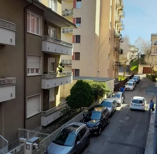 Lora Апартаменты Комо